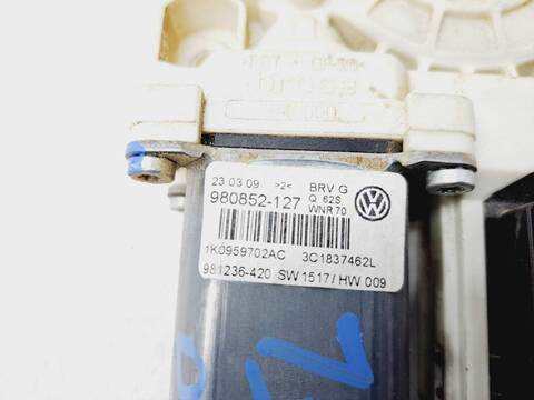 Foto 3ª: Elevalunas Eléctrico Delantero Izquierdo Volkswagen Passat 2.0 TDI BERLINA 140CV 103KW [CBA] (2009)