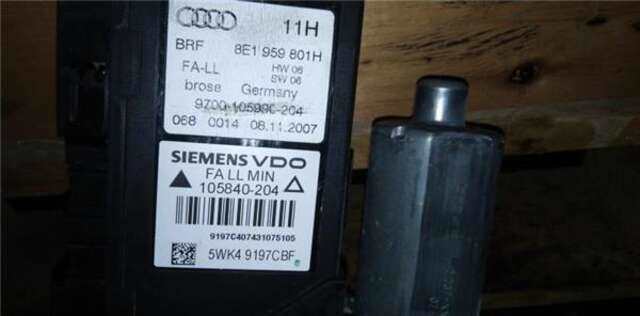 Foto 3ª: Elevalunas Eléctrico Delantero Izquierdo Audi A4 1.9 TDI (96 KW) [1.9 LTR. - 96 KW TDI] [AWX]