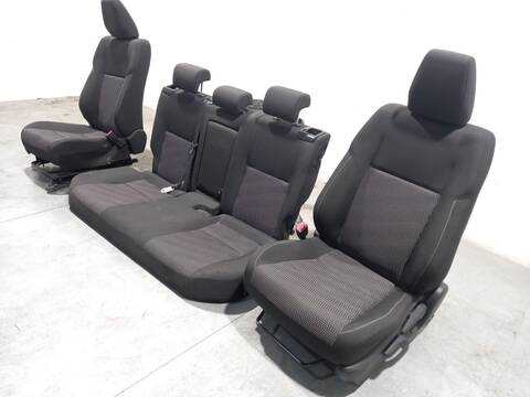 Foto 3ª: Asientos Traseros Toyota Auris 1.8 HYBRID ZWE186_) 136CV 100KW [2ZR-FXE] (2014)