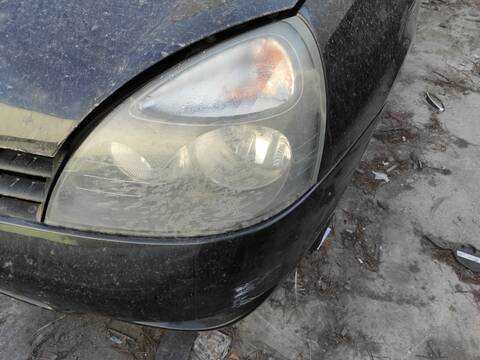 Faro Izquierdo Renault Clio K9K740