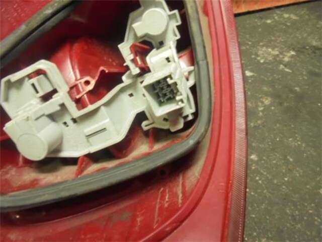 Foto 3ª: Piloto Trasero Derecho Ford Fiesta 1.25 AMBIENTE [1.25 LTR. - 60 KW 16V CAT]