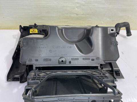 Foto 3ª: Guantera Volkswagen Polo A-POLO 75CV [CHYB] (2014)