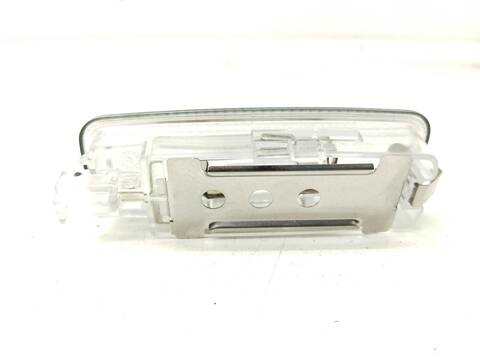 Foto 4ª: Luz Interior Audi A3 1.6 TDI AMBIENTE 105CV 77KW [CAY] (2010)