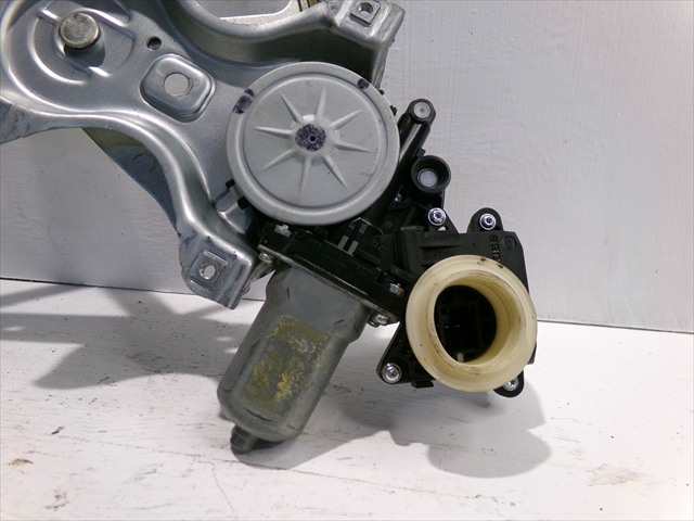 Foto 3ª: Elevalunas Eléctrico Delantero Derecho Toyota Verso 2.0 D-4D 2013-2018 [1AD] (2013)