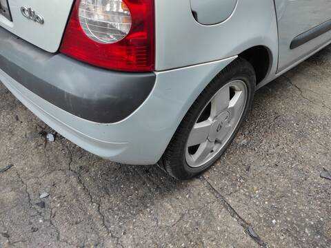 Foto 2ª: Paragolpes Trasero Renault Clio K9K702 (2003)