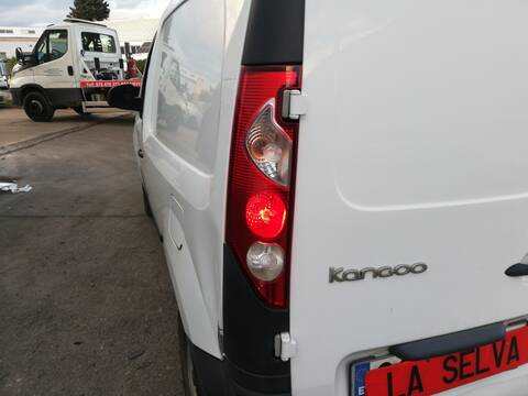 Piloto Trasero Izquierdo Renault Kangoo K9K808