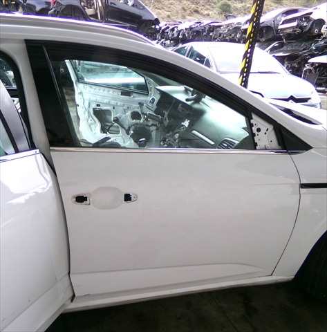 Puerta Delantera Derecha Renault Megane 1.5 DCI SPORT TOURER, 2019-