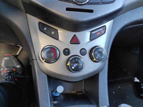 Mando Calefacción A. A. Chevrolet Aveo A14XER HATCHBACK
