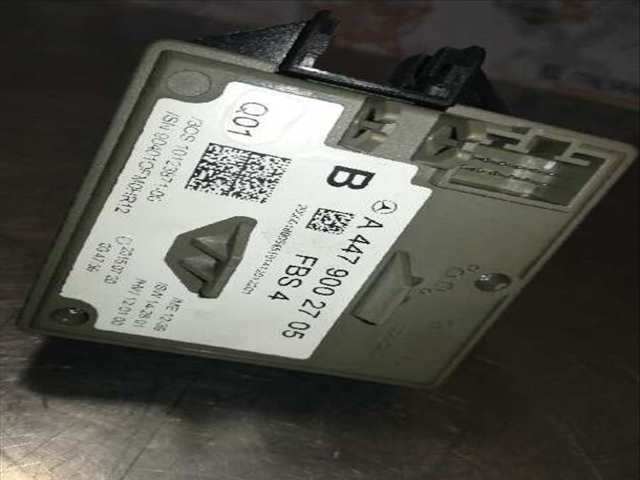 Foto 2ª: Motor de Arranque Mercedes Vito 109/111 CDI LANG 447.703) 114CV 84KW [622951] (2015)