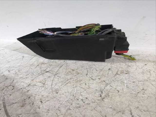 Foto 2ª: Caja Reles Fusibles Citroen Xsara 1.6 HDI PICASSO 90CV [9HX (DV6ATED4)] (1999)