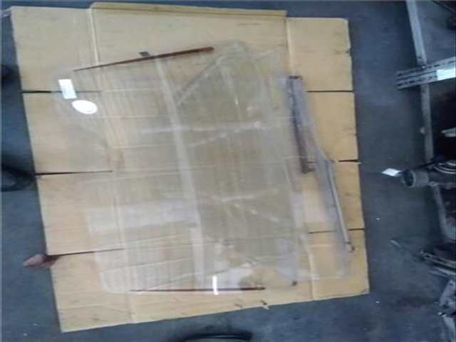 Luna Trasera Toyota Starlet 1.3 EP71L)