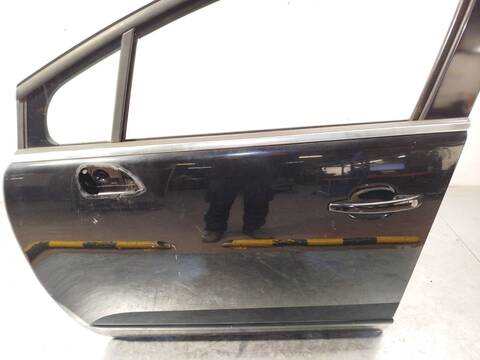 Foto 4ª: Puerta Delantera Izquierda Peugeot 5008 1.6 16V 156CV 115KW [5FV (EP6CDT)] (2010)