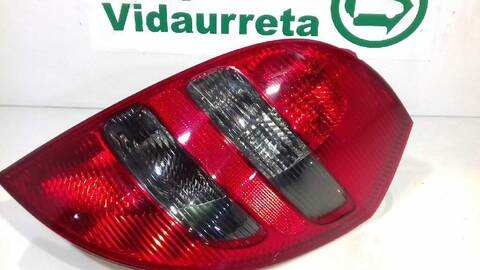 Foto 2ª: Piloto Trasero Derecho Mercedes Clase A 140 A 150 169.031) 95CV 70KW [266920] (2005)