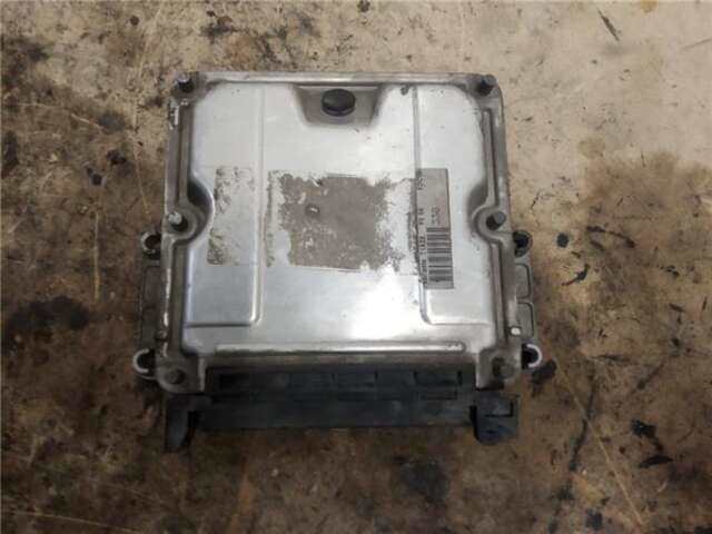 Centralita Motor ECU Peugeot 206 2.0 HDI 90