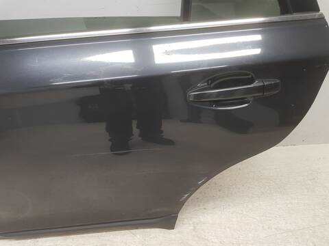 Foto 3ª: Puerta Trasera Izquierda Subaru Outback COMFORT 90CV 66KW