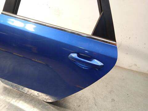 Foto 3ª: Puerta Trasera Izquierda Kia Ceed 1.0 T-GDI 120CV 88KW CD) [G3LC,G3LE] (2023)