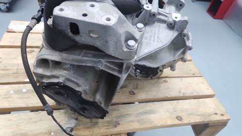Foto 4ª: Caja Cambios Seat Leon STYLE 115CV 85KW [DTRD] (2022)