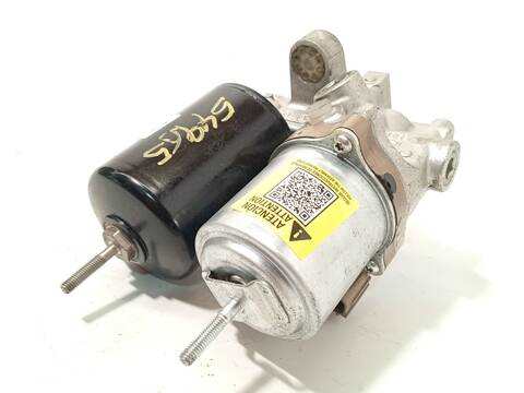 Foto 4ª: Servofreno Toyota Yaris HSD ACTIVE 75CV 55KW [1NZ] (2017)