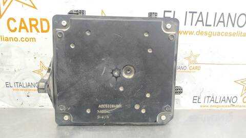 Foto 3ª: Caja Reles Fusibles Renault Megane EXPRESSION BERLINA 90CV 66KW III BERLINA 5 P [K9K J8] (2013)