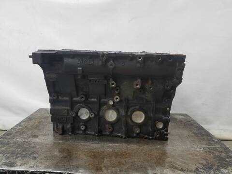 Foto 2ª: Bloque Motor Mitsubishi Montero 3.2 DI-D 165CV 160CV [4M41] (2000)