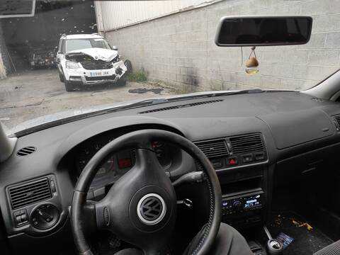 Salpicadero Volkswagen Golf AHF BERLINA