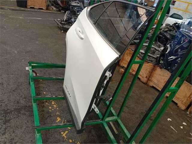 Foto 3ª: Puerta Trasera Derecha Lexus UX HÍBRIDO 250 H [HÍBRIDO 135 KW ( 2.0 LTR. - 112 KW)]