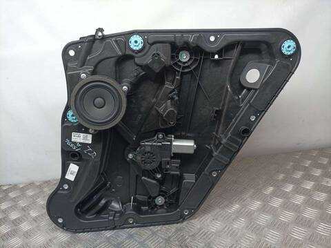 Elevalunas Manual Trasero Derecho Bmw X1 1.8 GI SDRIVE 18I AUT. 136CV 100KW B38 U11