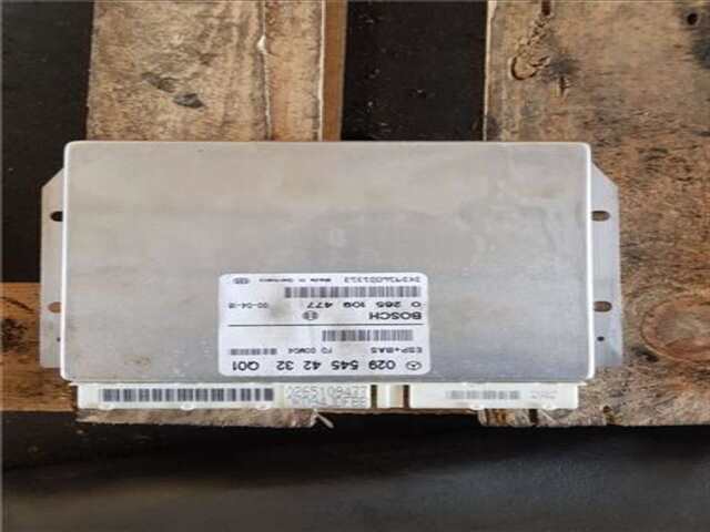 Centralita Motor ECU Mercedes Clase A 140 1.6 160 (168.033) [1.6 LTR. - 75 KW CAT]