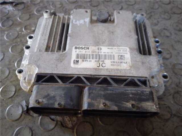 Centralita Motor ECU Opel Astra 1.7 CDTI
