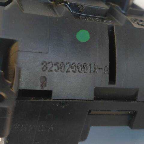 Foto 2ª: Cerradura Puerta Trasera Derecha Renault Megane 1.2 TCE BZ2B BZ11) HATCHBACK III HATCHBACK BZ0/1_ B3_) (2008)