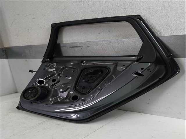 Puerta Trasera Derecha Audi A4 272 CV 200KW