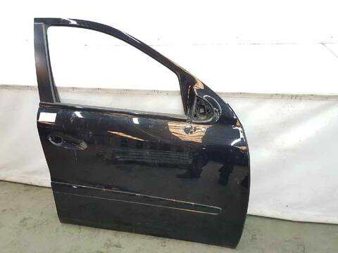 Foto 2ª: Puerta Delantera Derecha Mercedes Clase ML 300 3.0 V6 CDI 204CV 150KW AUT. 164.121) W164) OM642 [642820] (2005)