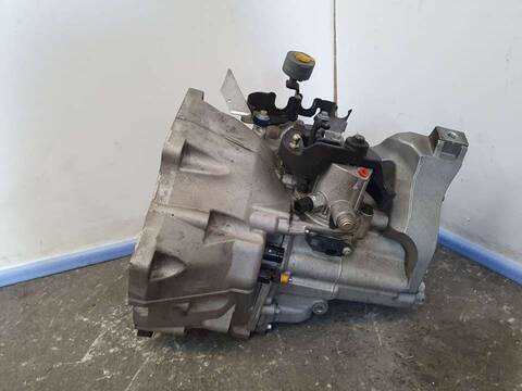 Foto 2ª: Caja Cambios Ford Focus BUSINESS 150CV 110KW [M8DB] (2015)