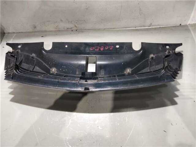 Foto 3ª: Rejilla Delantera Renault Laguna 1.8 AUTHENTIQUE [1.8 LTR. - 88 KW CAT] [F4P770]