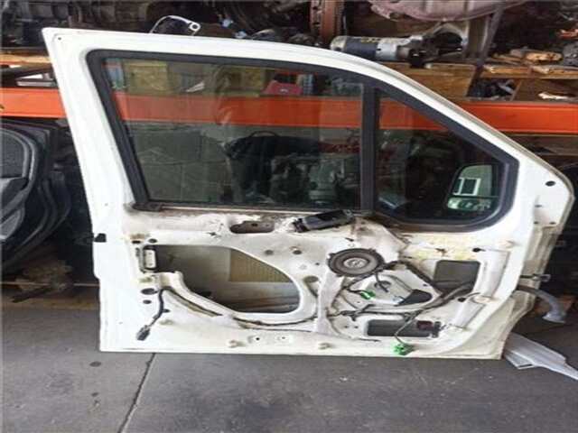 Puerta Delantera Izquierda Ford Tourneo 1.8 DI