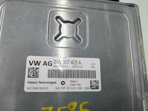 Foto 3ª: Centralita Motor ECU Audi Q5 45 TFSI QUATTRO S LINE 265CV 195KW [DRYA] (2024)