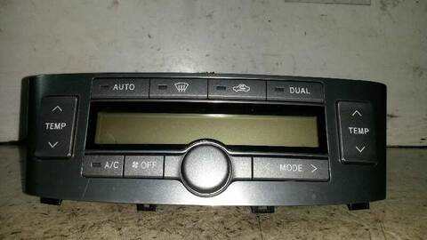 Foto 1ª: Mando Climatizador Toyota Avensis 1.8 16V CAT BERLINA 129CV 95KW [1ZZFE] (2003)