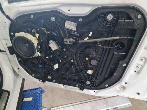 Elevalunas Eléctrico Delantero Derecho Hyundai i30 N PERFORMANCE 275CV 202KW