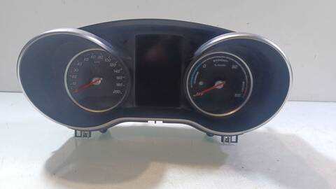 Cuadro de Instrumentos Mercedes EQV EQV 300 447813 447815) 204CV 150KW