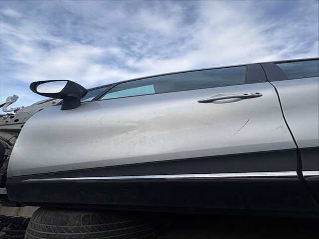 Foto 2ª: Puerta Delantera Izquierda Renault Captur K9K608 (2013)