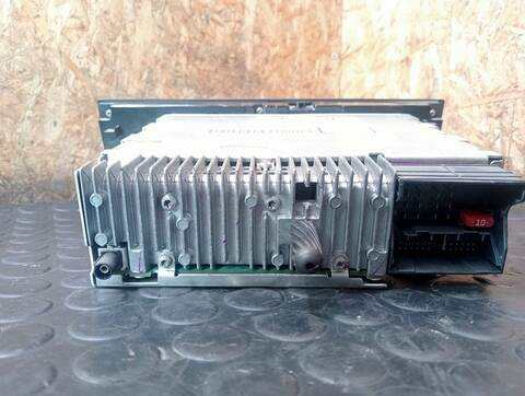 Foto 2ª: Sistema Audio Radio CD Bmw Serie 3 315 2.0 TD CAT 177CV (2004)