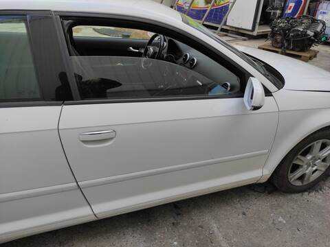Puerta Delantera Derecha Audi A3 CAYC