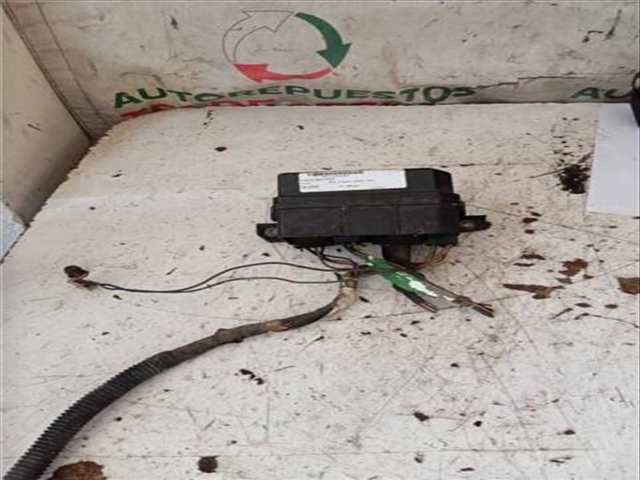 Caja Reles Fusibles Toyota Starlet 1.0