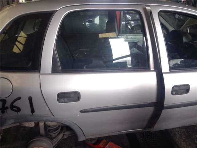 Puerta Trasera Derecha Opel Corsa 1.7 D