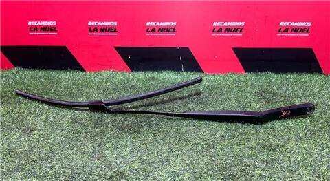 Foto 3ª: Brazo Limpia Delantero Izquierdo Ford Tourneo 1.5 ACTIVE [1 5 LTR. - 84 KW ECOBOOST CAT] 114CV [DPB] (2023)