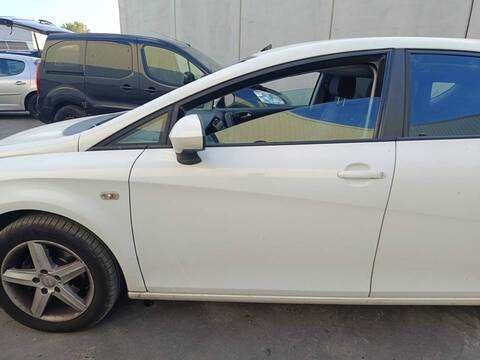 Puerta Delantera Izquierda Seat Leon CAYC