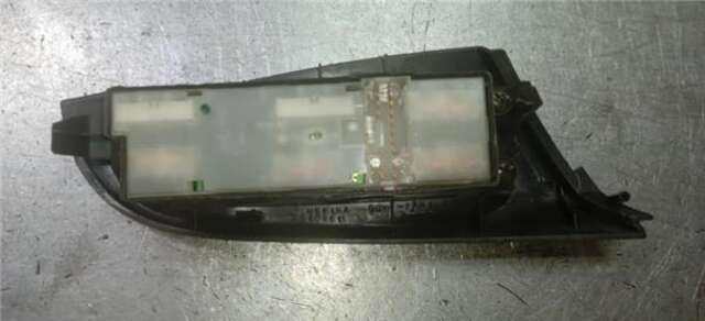 Foto 3ª: Botonera Elevalunas Nissan Almera 2.2 DCI [YD22DDT]