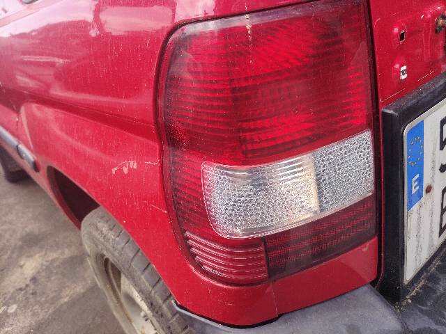 Piloto Trasero Izquierdo Mitsubishi Montero 1.8 GDI 4X4