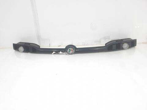 Piloto Trasero Central Alfa Romeo Tonale SPRINT
