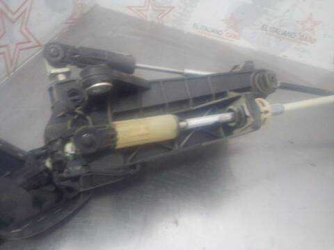 Foto 3ª: Palanca de Cambio Volkswagen Crafter CAJA CERRADA 30 BATALLA CORTA 109CV 80KW [BJK] (2008)